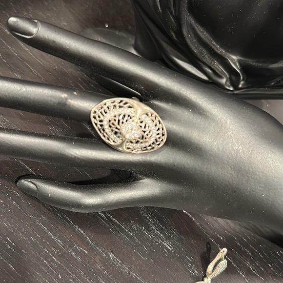 Vintage 925 Sterling Silver Cubic Zirconia 2pc Ring and Earrings Set - Picture 3 of 5